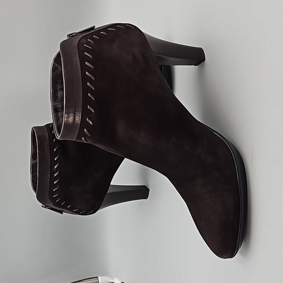 Aquatalia Marvin K Riley Dark Brown Suede Back Zipper Ankle Boots Women 10.5 - Picture 5 of 13